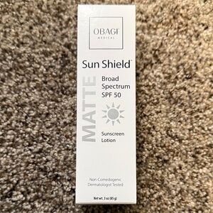 Obagi Sun Shield SPF 50 Matte Sunscreen - White